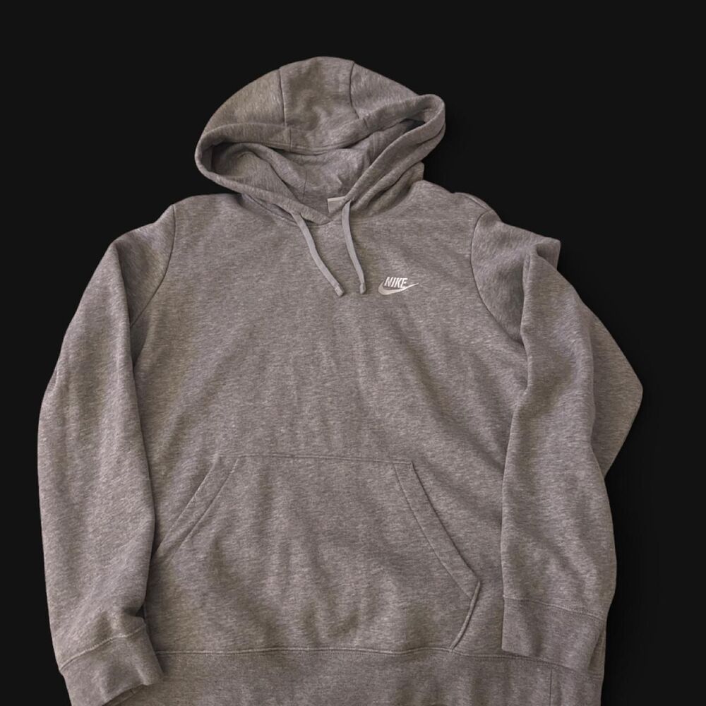 Nike Men's Grey Hoodie